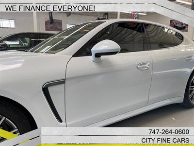 2015 Porsche Panamera   - Photo 6 - Panorama City, CA 91402