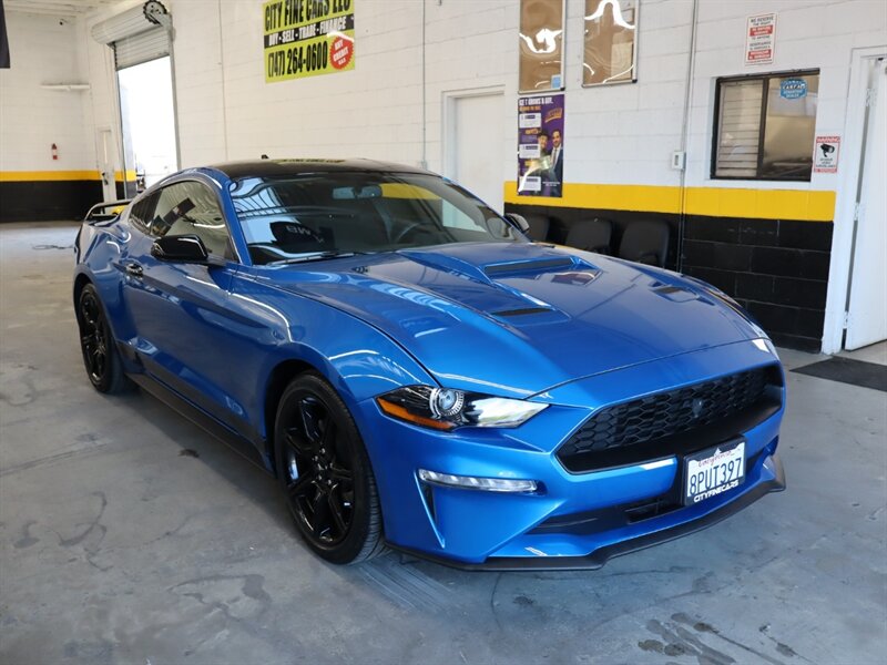 2020 Ford Mustang EcoBoost photo 12