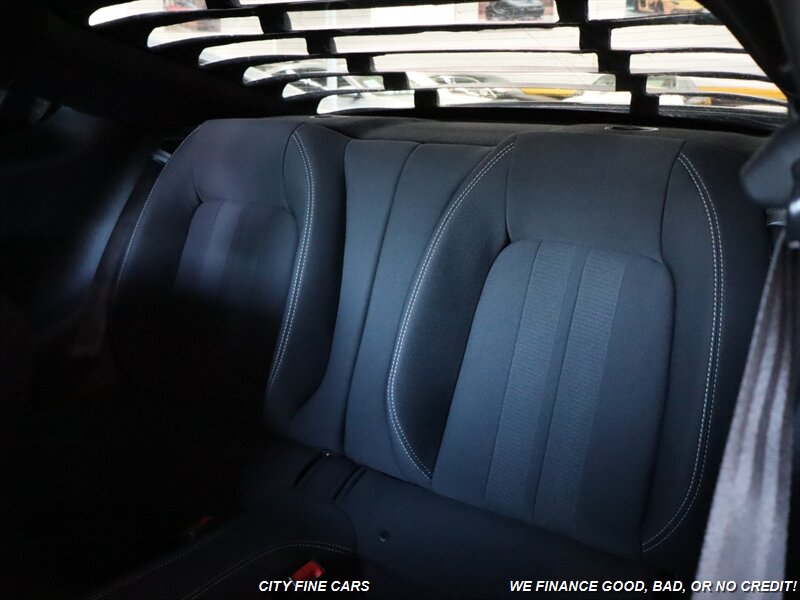 2020 Ford Mustang EcoBoost photo 26