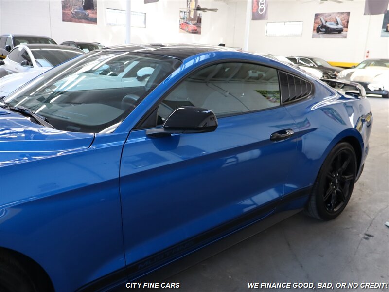 2020 Ford Mustang EcoBoost photo 4