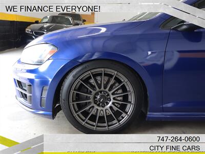 2017 Volkswagen Golf R   - Photo 3 - Panorama City, CA 91402