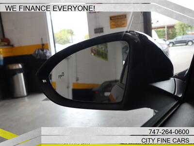 2017 Volkswagen Golf R   - Photo 16 - Panorama City, CA 91402