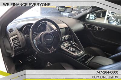 2017 Jaguar F-TYPE Premium   - Photo 13 - Panorama City, CA 91402