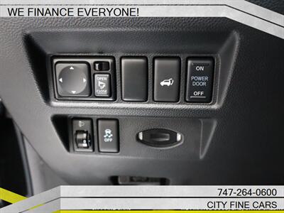 2017 INFINITI QX70   - Photo 15 - Panorama City, CA 91402