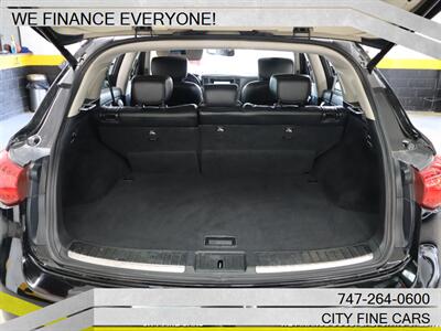 2017 INFINITI QX70   - Photo 30 - Panorama City, CA 91402