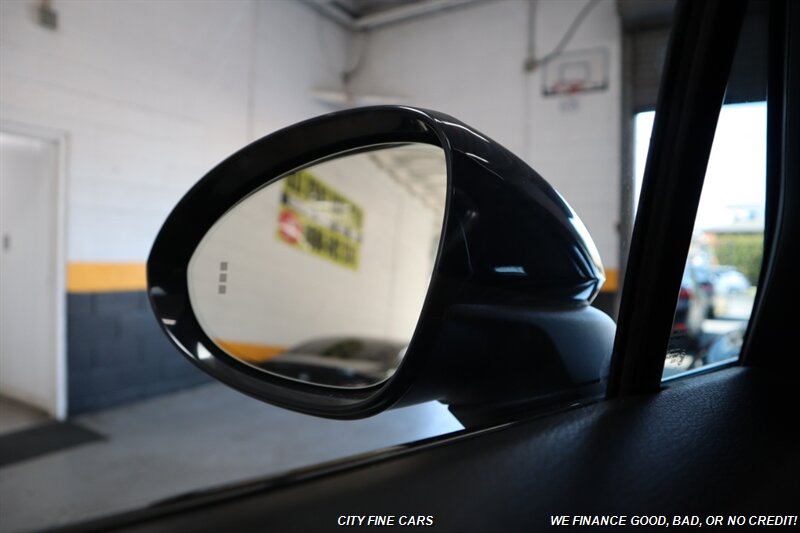 2019 Porsche Cayenne - Photo 21 - Panorama City, CA 91402