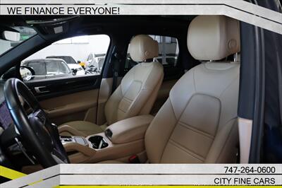 2019 Porsche Cayenne - Photo 24 - Panorama City, CA 91402