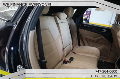 2019 Porsche Cayenne - Photo 28 - Panorama City, CA 91402