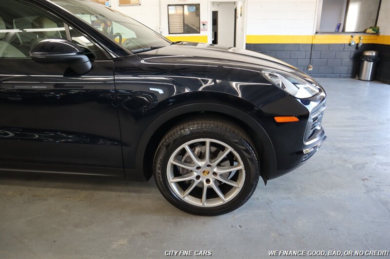 2019 Porsche Cayenne - Photo 11 - Panorama City, CA 91402