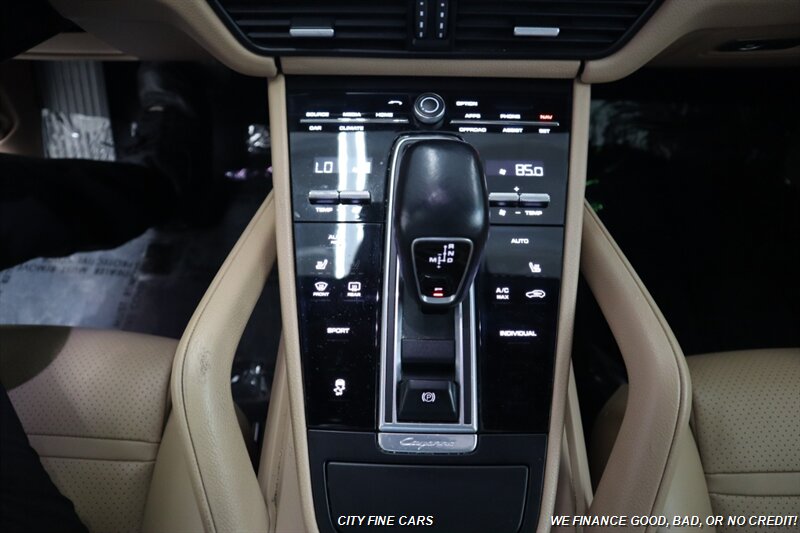 2019 Porsche Cayenne - Photo 19 - Panorama City, CA 91402