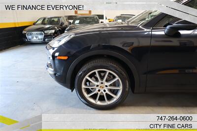 2019 Porsche Cayenne - Photo 3 - Panorama City, CA 91402
