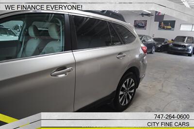 2017 Subaru Outback 2.5i Limited   - Photo 6 - Panorama City, CA 91402