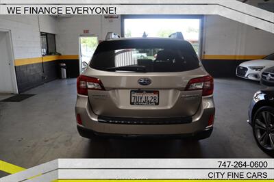 2017 Subaru Outback 2.5i Limited   - Photo 8 - Panorama City, CA 91402