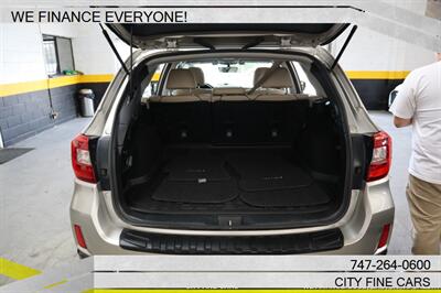 2017 Subaru Outback 2.5i Limited   - Photo 28 - Panorama City, CA 91402