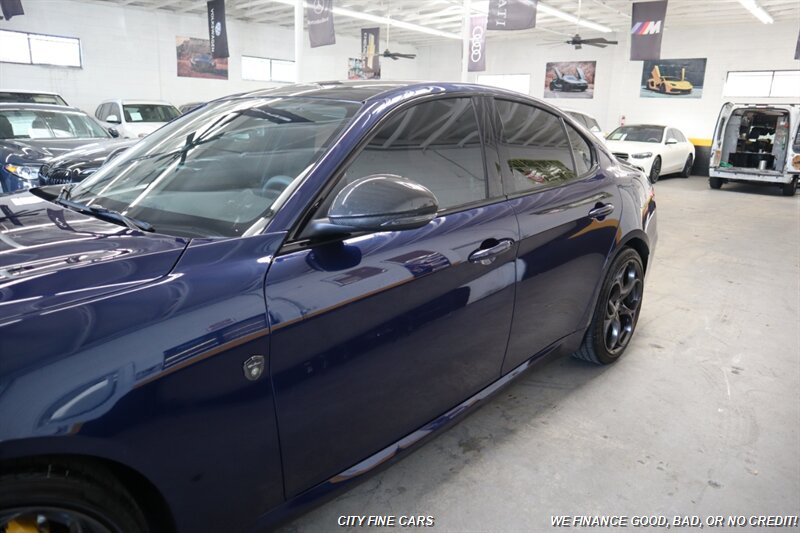 2019 Alfa Romeo Giulia Ti - Photo 5 - Panorama City, CA 91402