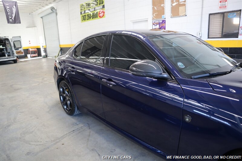 2019 Alfa Romeo Giulia Ti - Photo 11 - Panorama City, CA 91402