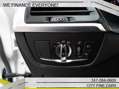 2022 BMW X4 xDrive30i   - Photo 16 - Panorama City, CA 91402