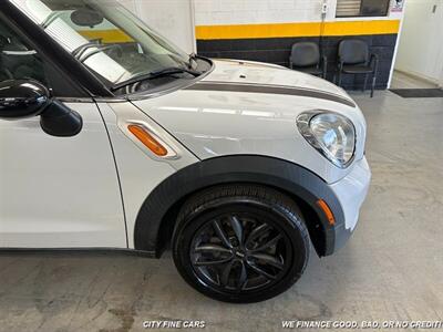 2014 MINI Paceman Cooper   - Photo 12 - Panorama City, CA 91402