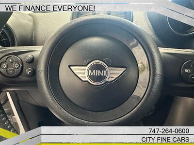 2014 MINI Paceman Cooper   - Photo 16 - Panorama City, CA 91402