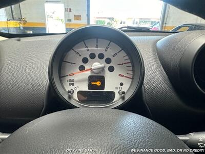 2014 MINI Paceman Cooper   - Photo 19 - Panorama City, CA 91402