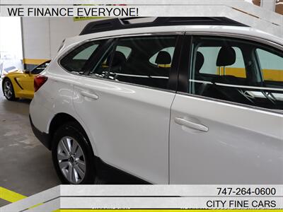2019 Subaru Outback 2.5i   - Photo 12 - Panorama City, CA 91402