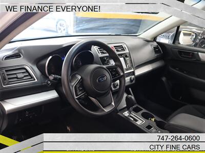 2019 Subaru Outback 2.5i   - Photo 16 - Panorama City, CA 91402