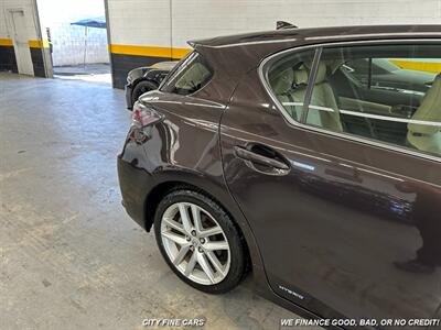 2014 Lexus CT 200h   - Photo 10 - Panorama City, CA 91402