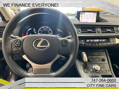 2014 Lexus CT 200h   - Photo 15 - Panorama City, CA 91402