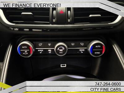 2019 Alfa Romeo Giulia   - Photo 22 - Panorama City, CA 91402