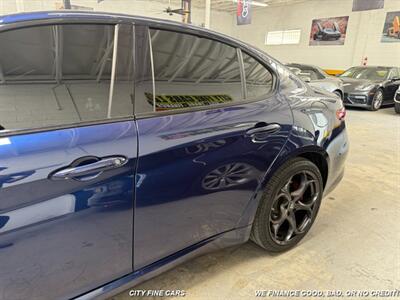 2019 Alfa Romeo Giulia   - Photo 5 - Panorama City, CA 91402