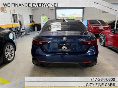 2019 Alfa Romeo Giulia   - Photo 8 - Panorama City, CA 91402
