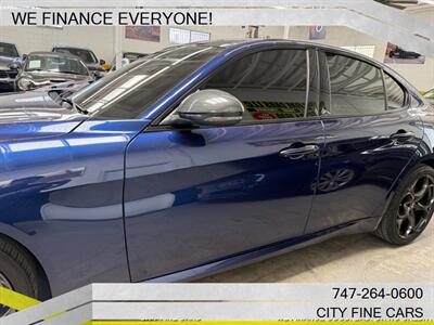 2019 Alfa Romeo Giulia   - Photo 4 - Panorama City, CA 91402