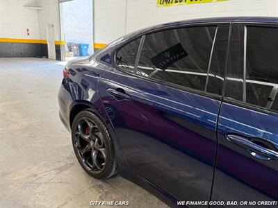 2019 Alfa Romeo Giulia   - Photo 10 - Panorama City, CA 91402