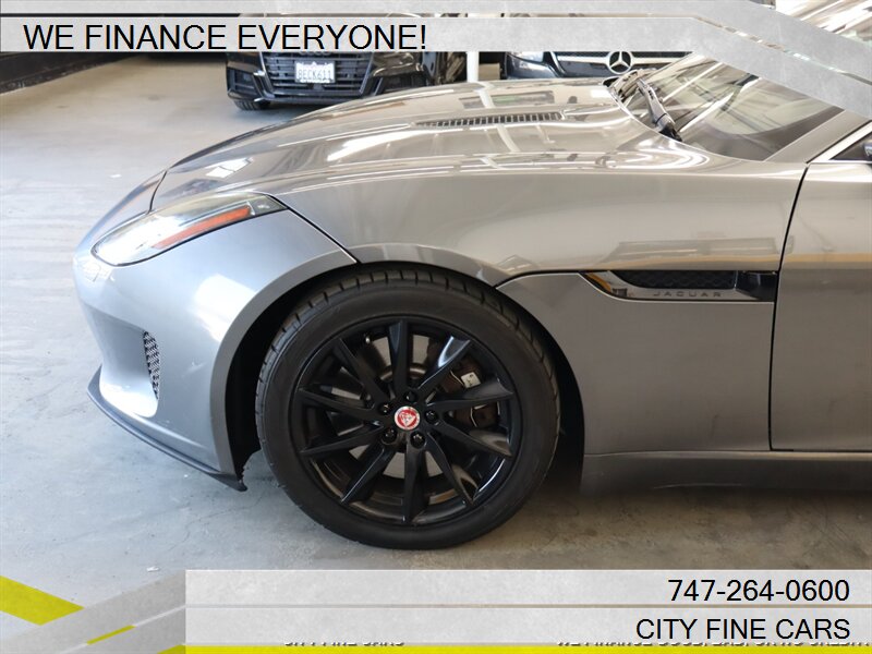 2018 Jaguar F-TYPE photo 39