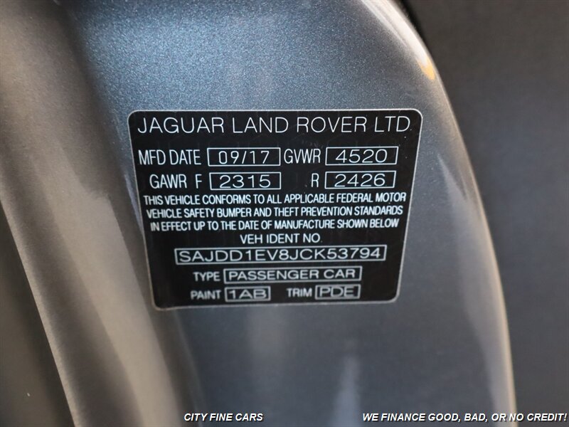 2018 Jaguar F-TYPE photo 34