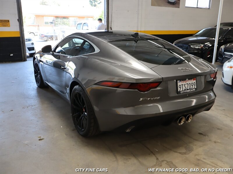 2018 Jaguar F-TYPE photo 6