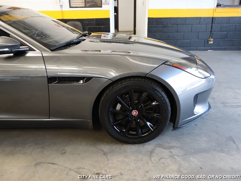 2018 Jaguar F-TYPE photo 11