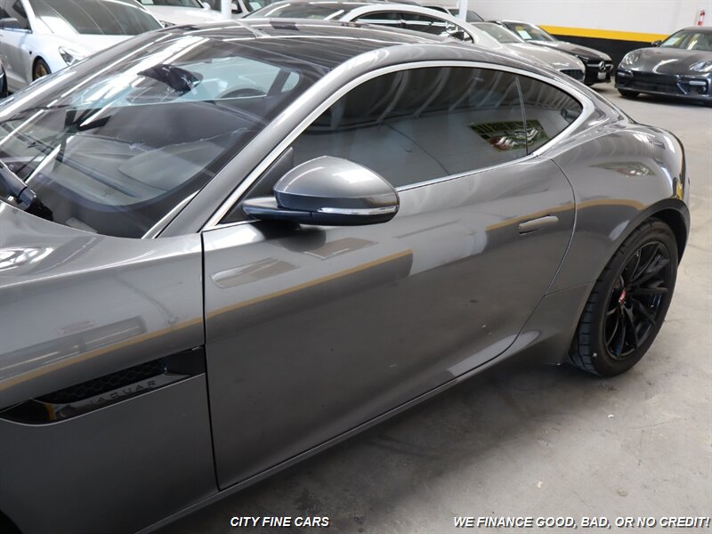 2018 Jaguar F-TYPE photo 4