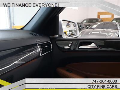 2017 Mercedes-Benz GLE 550e 4MATIC   - Photo 31 - Panorama City, CA 91402