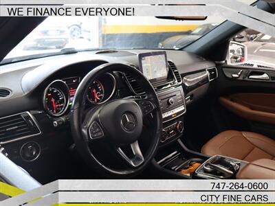 2017 Mercedes-Benz GLE 550e 4MATIC   - Photo 14 - Panorama City, CA 91402