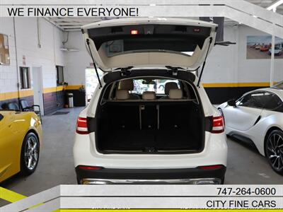 2018 Mercedes-Benz GLC GLC 300   - Photo 31 - Panorama City, CA 91402