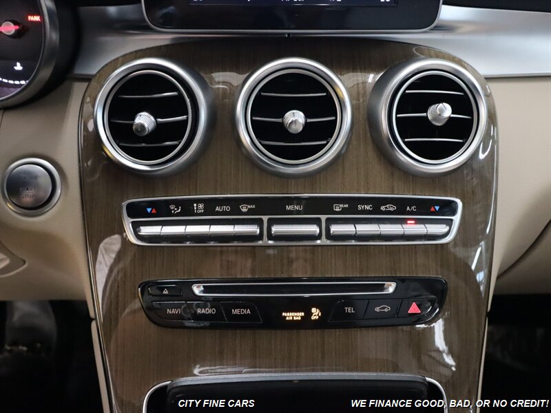2018 Mercedes Benz GLC 300 photo 15