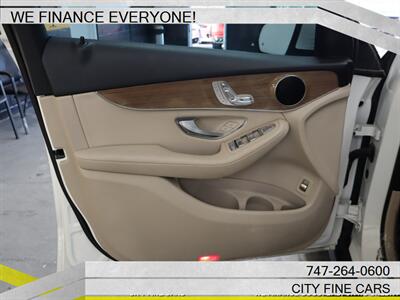 2018 Mercedes-Benz GLC GLC 300   - Photo 15 - Panorama City, CA 91402