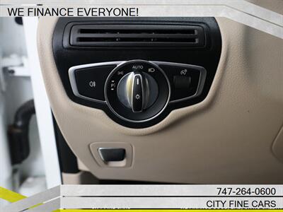 2018 Mercedes-Benz GLC GLC 300   - Photo 18 - Panorama City, CA 91402