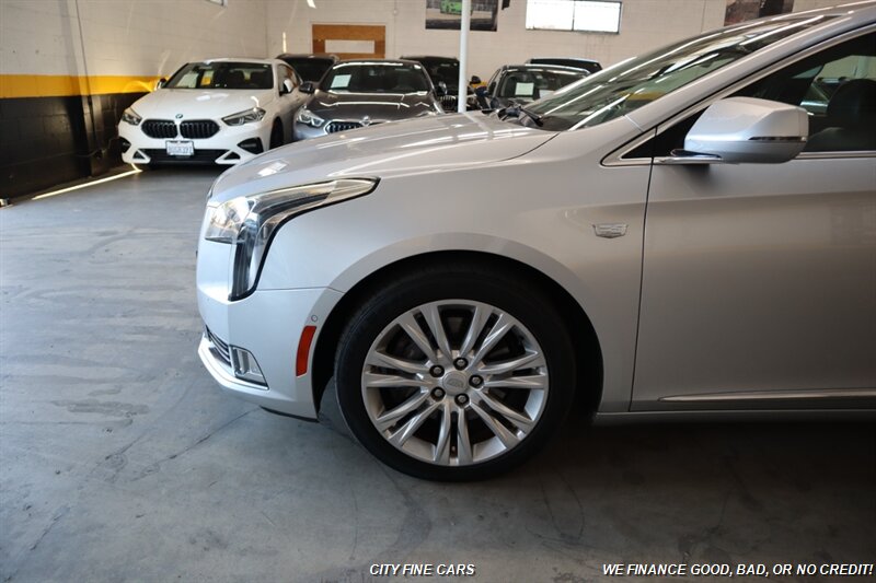 2018 Cadillac XTS Luxury - Photo 2 - Panorama City, CA 91402
