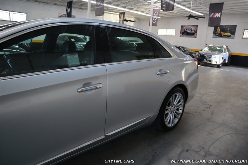 2018 Cadillac XTS Luxury - Photo 4 - Panorama City, CA 91402