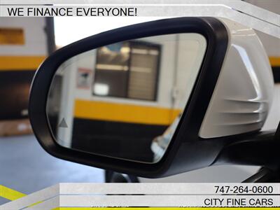 2016 Mercedes-Benz C 300   - Photo 18 - Panorama City, CA 91402