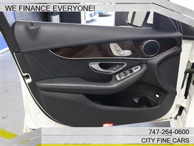 2016 Mercedes-Benz C 300   - Photo 16 - Panorama City, CA 91402