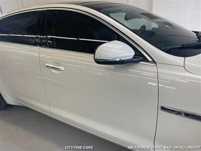 2012 Jaguar XJL Portfolio   - Photo 11 - Panorama City, CA 91402