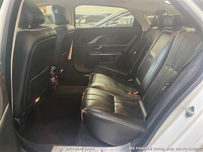 2012 Jaguar XJL Portfolio   - Photo 24 - Panorama City, CA 91402